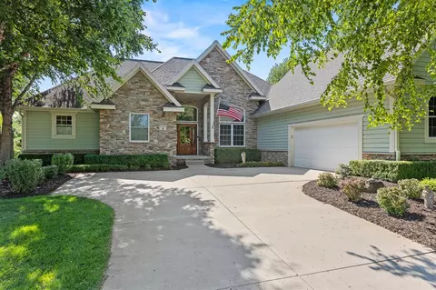 11325 Killarney Dr, Stanwood, MI 49346