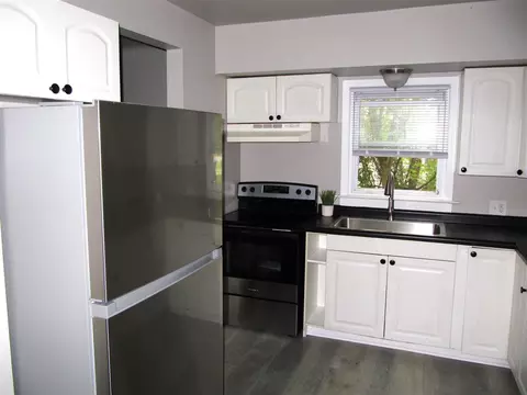Kitchen - 514 Keyes, Parchment, MI 49004 photo 2 of 3
