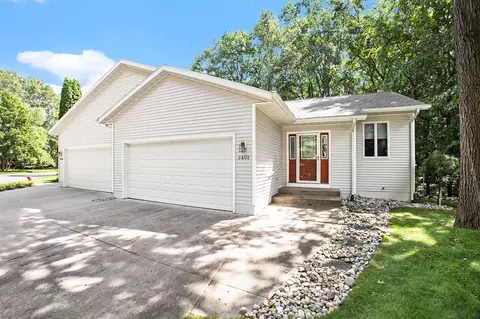 2402 Valleywood, Muskegon, MI 49441