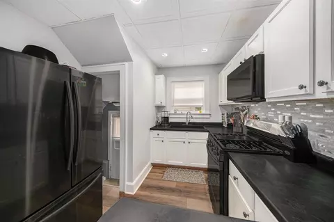 Kitchen - 764 Douglas, Jackson, MI 49203 photo 1 of 1