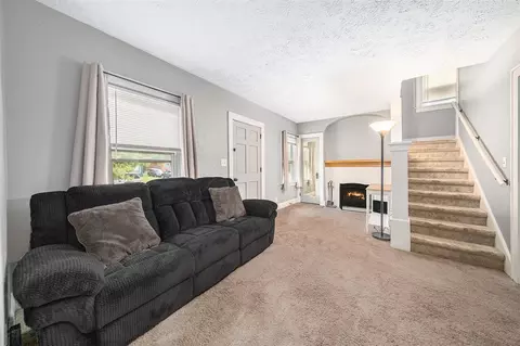 Living - 764 Douglas, Jackson, MI 49203 photo 1 of 1