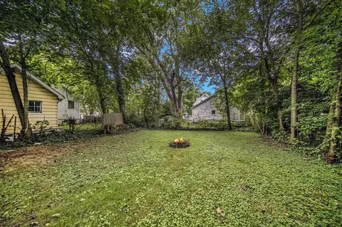 Exterior - 764 Douglas, Jackson, MI 49203 photo 4 of 5