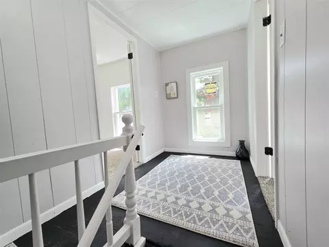 Entry Way - 6167 E Becht, Coloma, MI 49038 photo 4 of 6