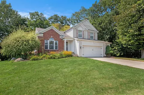 8469 Rainbows End, Caledonia, MI 49316
