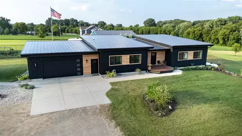 11722 Parmalee, Middleville, MI 49333