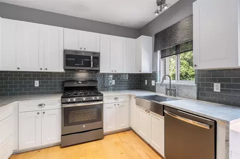 2046 Preserve #112, Canton, MI 48188