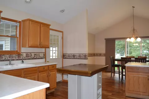 Kitchen - 56175 Buffalo, Three Rivers, MI 49093 photo 1 of 2
