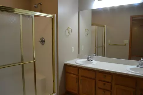 Bath - 56175 Buffalo, Three Rivers, MI 49093 photo 2 of 3