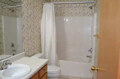 Bath - 56175 Buffalo, Three Rivers, MI 49093 photo 1 of 3