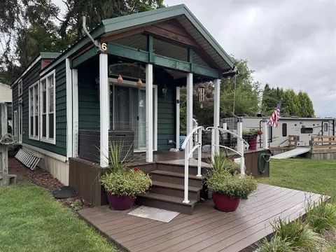 631 River # 6, Coldwater, MI 49036