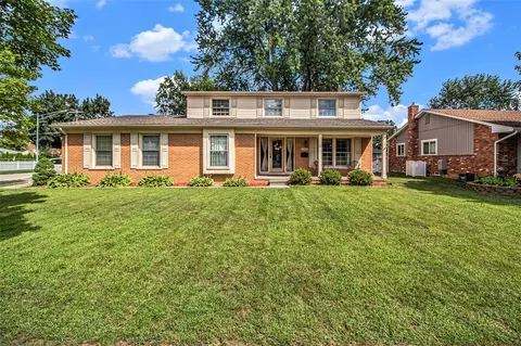 16600 Golfview, Livonia, MI 48154
