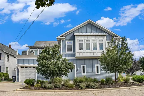 614 Maple, South Haven, MI 49090