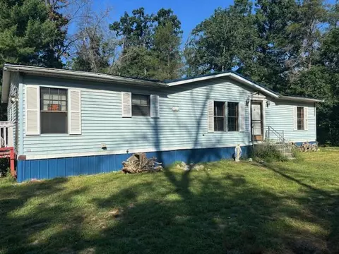 5083 S Sand Rdg, Idlewild, MI 49642