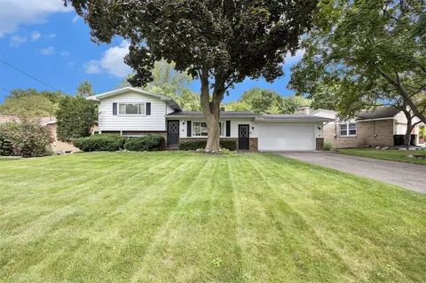 1865 Gentian, Kentwood, MI 49508