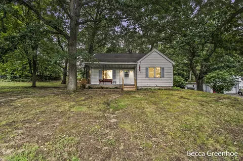 345 Mabel, Comstock Park, MI 49321