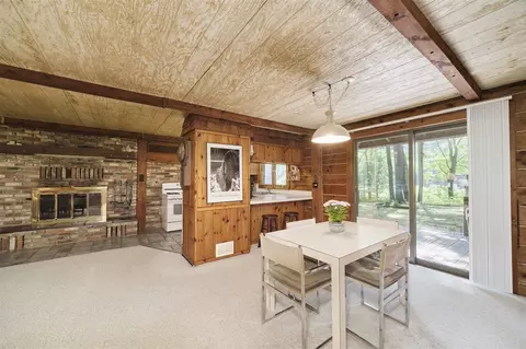 Dining - 368 Ecklund, Manistee, MI 49660 photo 2 of 3