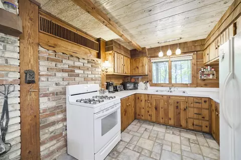Kitchen - 368 Ecklund, Manistee, MI 49660 photo 2 of 4