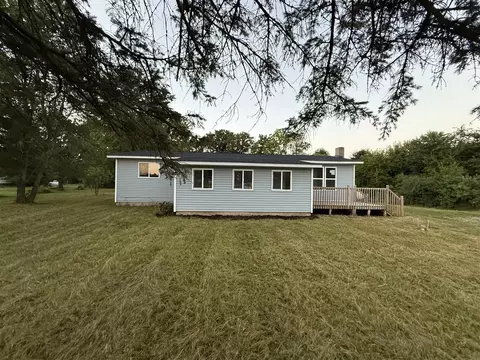 4872 W Carson City, Greenville, MI 48838