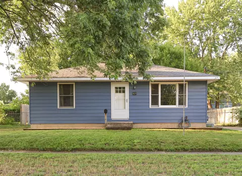 823 34th, Wyoming, MI 49509