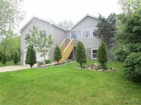 10281 Greenlawn, Jerome, MI 49249