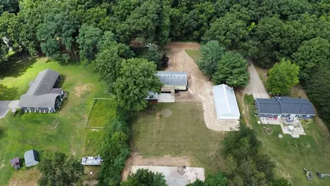 View/Area - 611 2nd St, Plainwell, MI 49080 photo 2 of 2