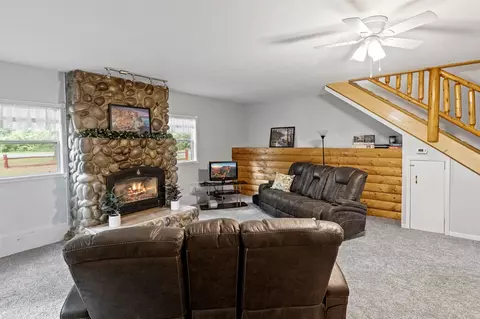 Living - 1566 E James, White Cloud, MI 49349 photo 2 of 2