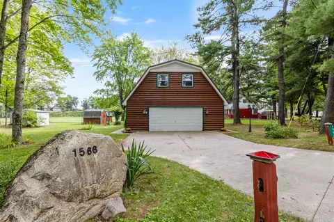 Exterior - 1566 E James, White Cloud, MI 49349 photo 2 of 9