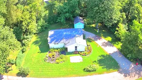 5633 Thornapple Lk, Nashville, MI 49073