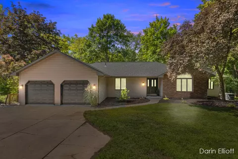 12755 Overlook, Greenville, MI 48838