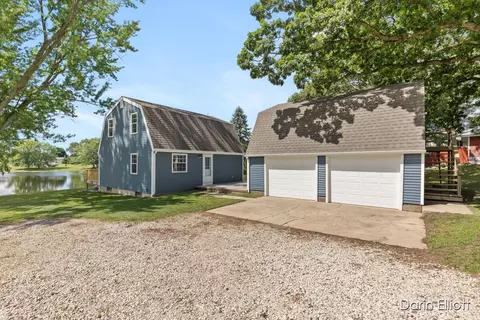 Exterior - 3927 E Shr, Stanton, MI 48888 photo 5 of 15
