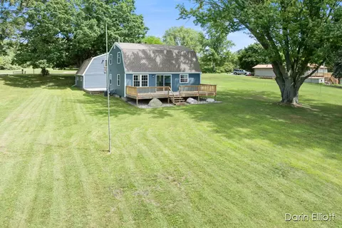 Exterior - 3927 E Shr, Stanton, MI 48888 photo 3 of 15