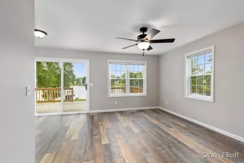 Living - 3927 E Shr, Stanton, MI 48888 photo 3 of 5