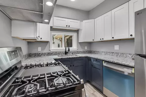 Kitchen - 2013 Tyson, Jackson, MI 49203 photo 1 of 2