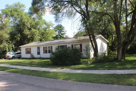 310 Grant, Allegan, MI 49010