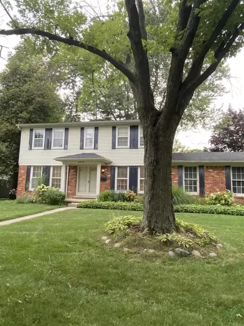 2539 Kingston, Troy, MI 48084
