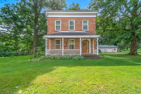 509 W Chicago, Jonesville, MI 49250