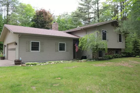 16308 Quincy, Holland, MI 49424