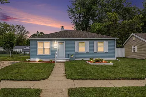 1018 Hall, Albion, MI 49224