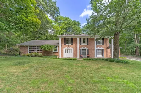 34150 Hunters Row, Farmington Hills, MI 48331