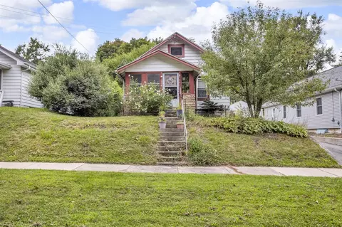 1008 Seymour, Jackson, MI 49202