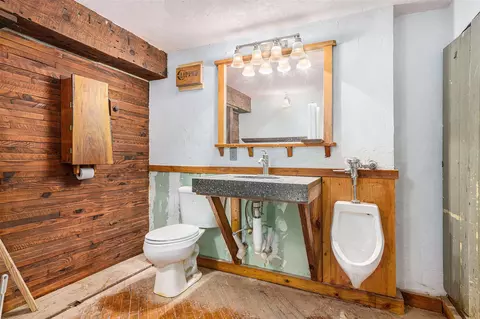 Bath - 721 E Brg, Plainwell, MI 49080 photo 3 of 4