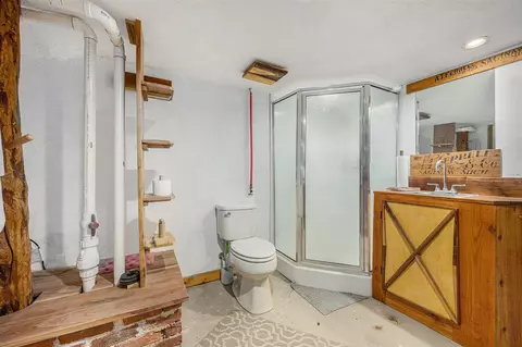 Bath - 721 E Brg, Plainwell, MI 49080 photo 2 of 4