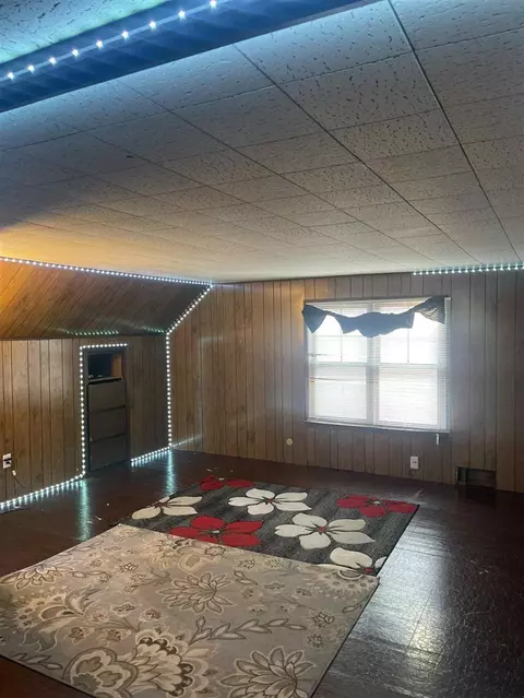 14151 Bringard, Detroit, MI 48205