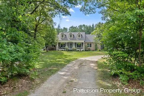 3164 Jamestown, Fruitport, MI 49415