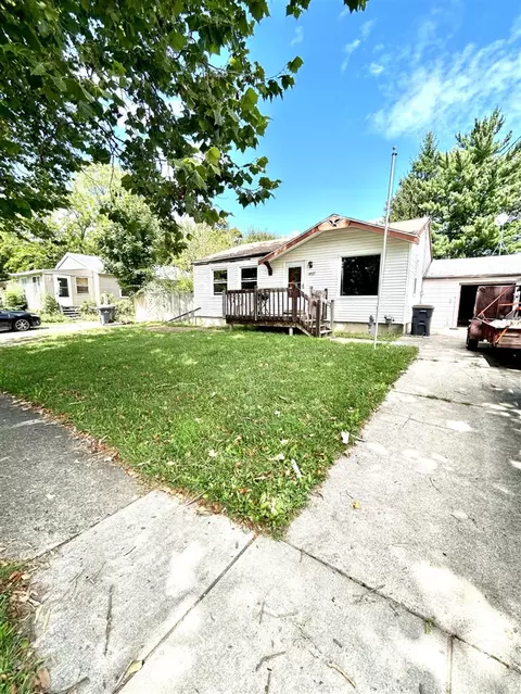 4527 Hanover, Portage, MI 49002