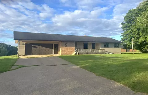 10122 Jones, Bellevue, MI 49021