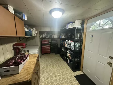 Other - 318 20th, Jackson, MI 49203 photo 3 of 7