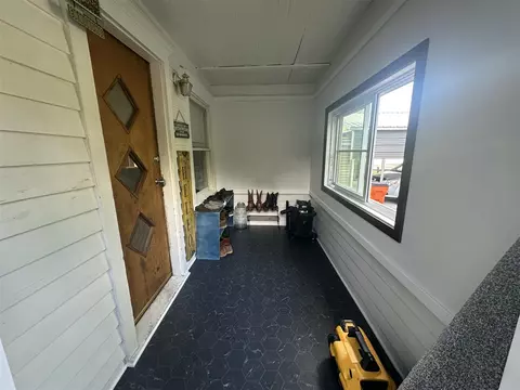 Exterior - 318 20th, Jackson, MI 49203 photo 2 of 7