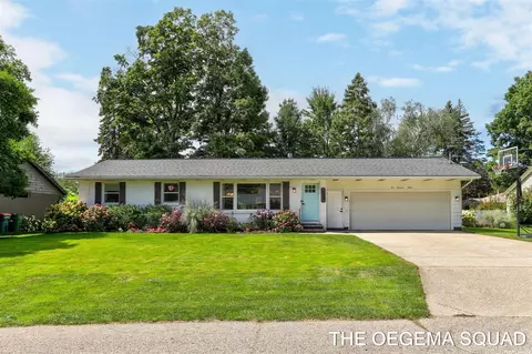 230 Sanford, Zeeland, MI 49464