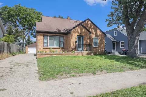 337 W 22nd, Holland, MI 49423
